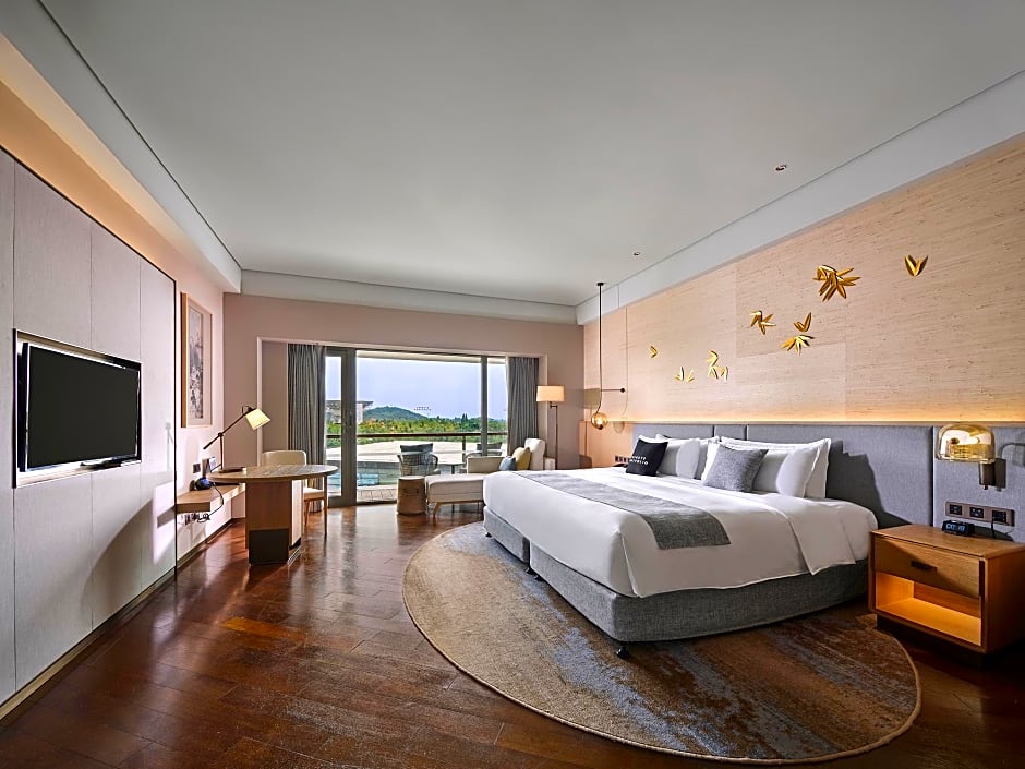 The Yuluxe Sheshan, Shanghai, A Tribute Portfolio Hotel (Formerly Le Meridien She Shan Shanghai)