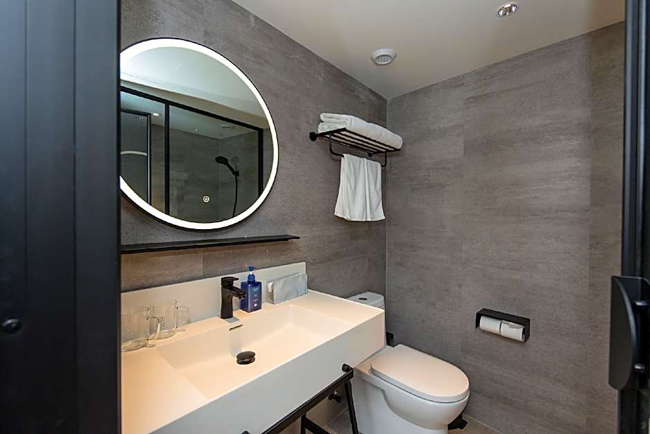 Hanting Hotel Nanjing Huangpu Road
