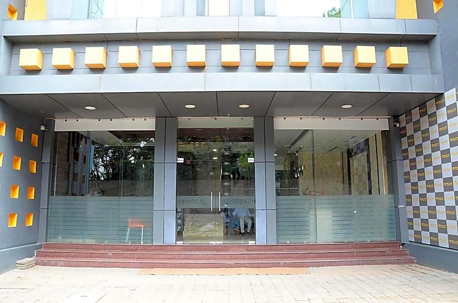  Hotel Crystal Residency