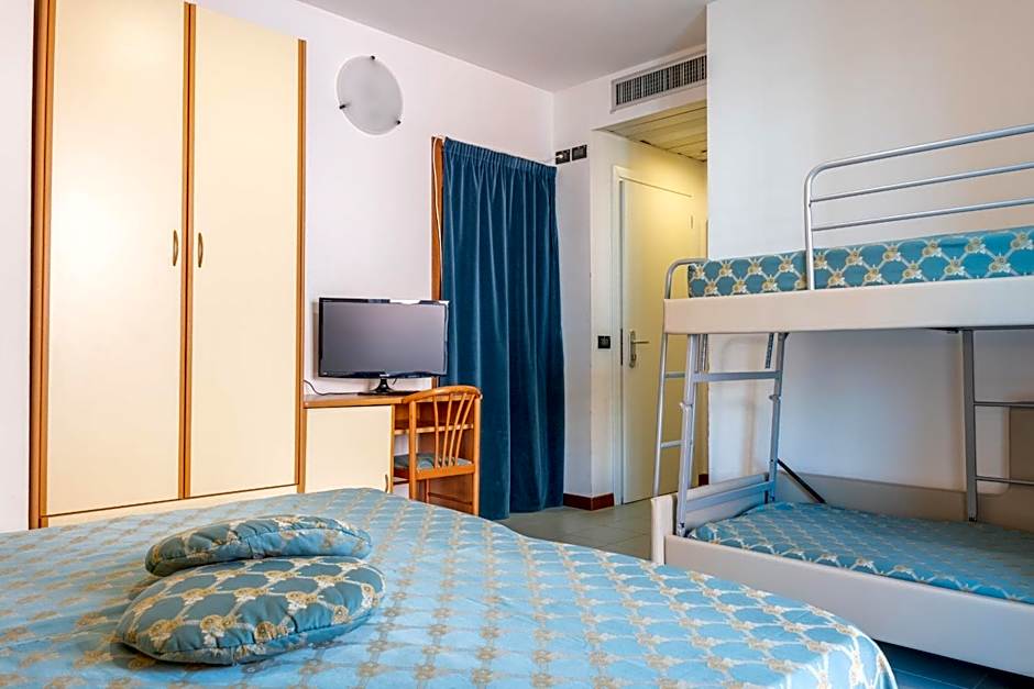 Hotel Thea