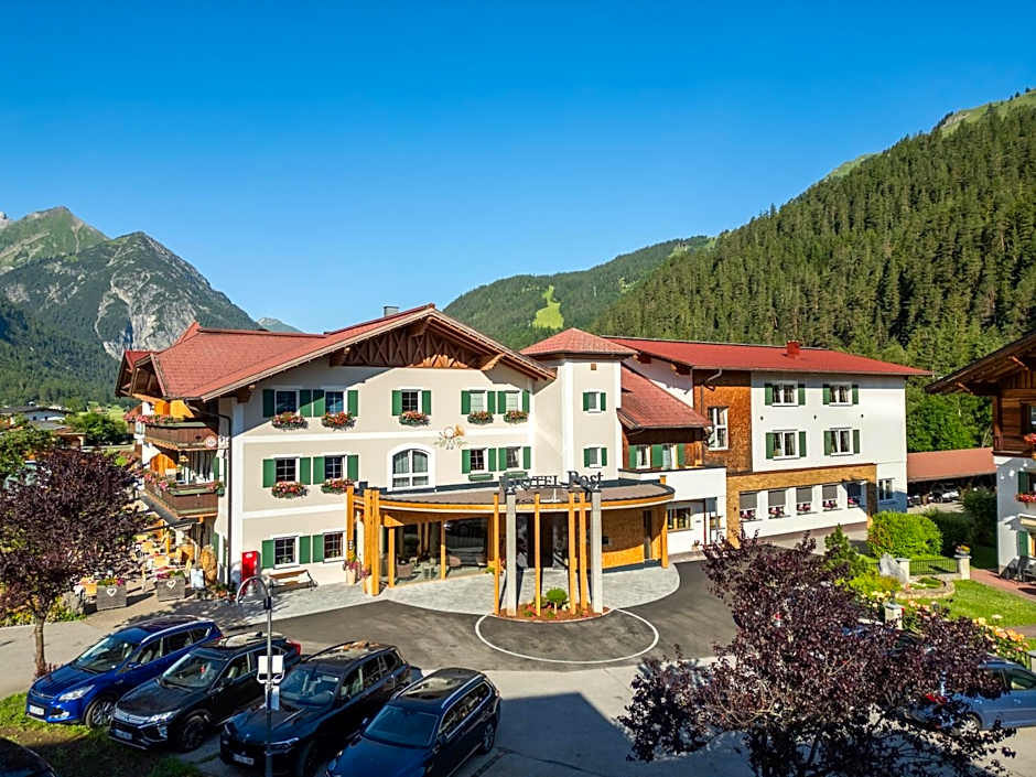 Photo 1 of 42 of Hotel Post