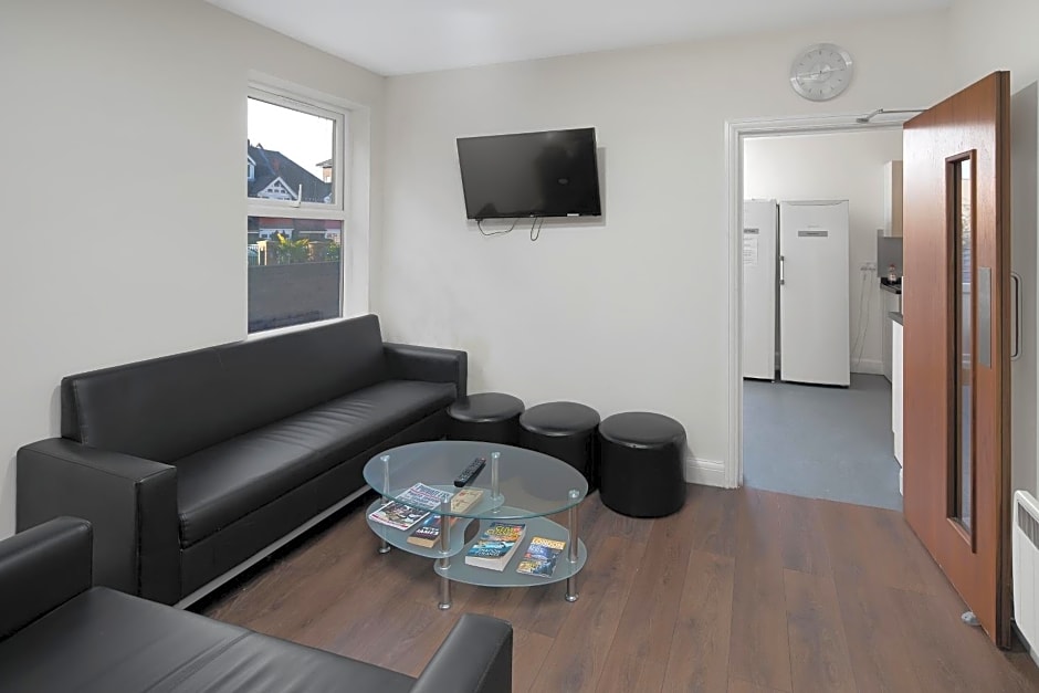 Flexistay Addiscombe Aparthotel