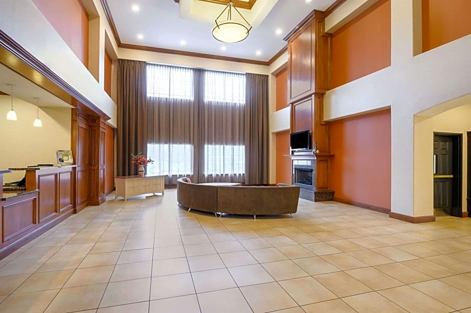 La Quinta by Wyndham Longview North