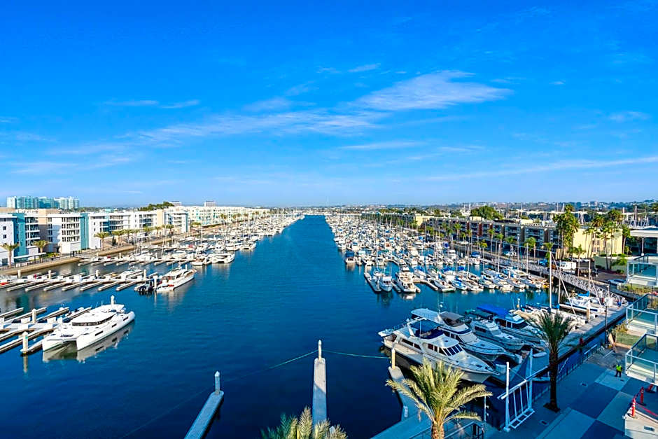 Courtyard By Marriott Marina Del Rey