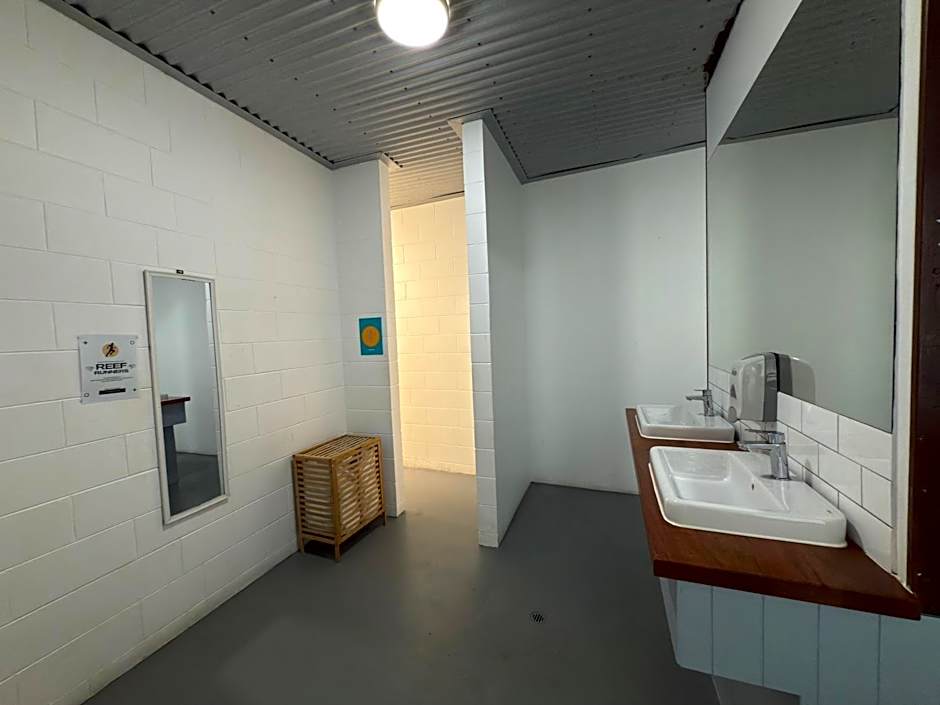 Port Douglas Backpackers