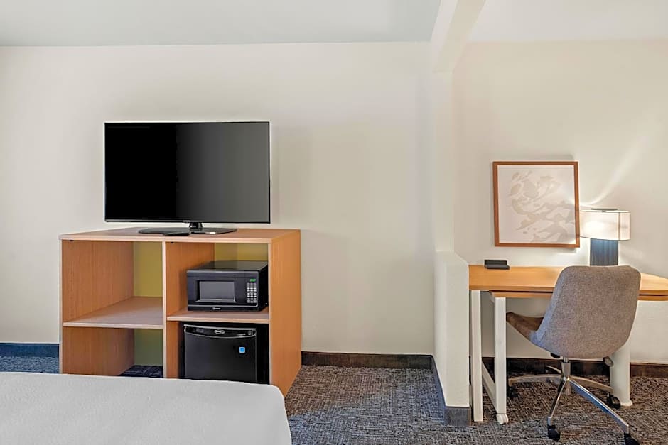 Spark by Hilton Moline Quad Cities