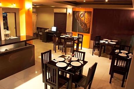 Grand Pinnacle Suvarnabhumi