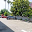 Hollywood City Inn