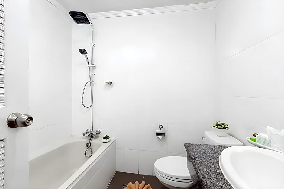 Krabi Royal Hotel (SHA Extra Plus)