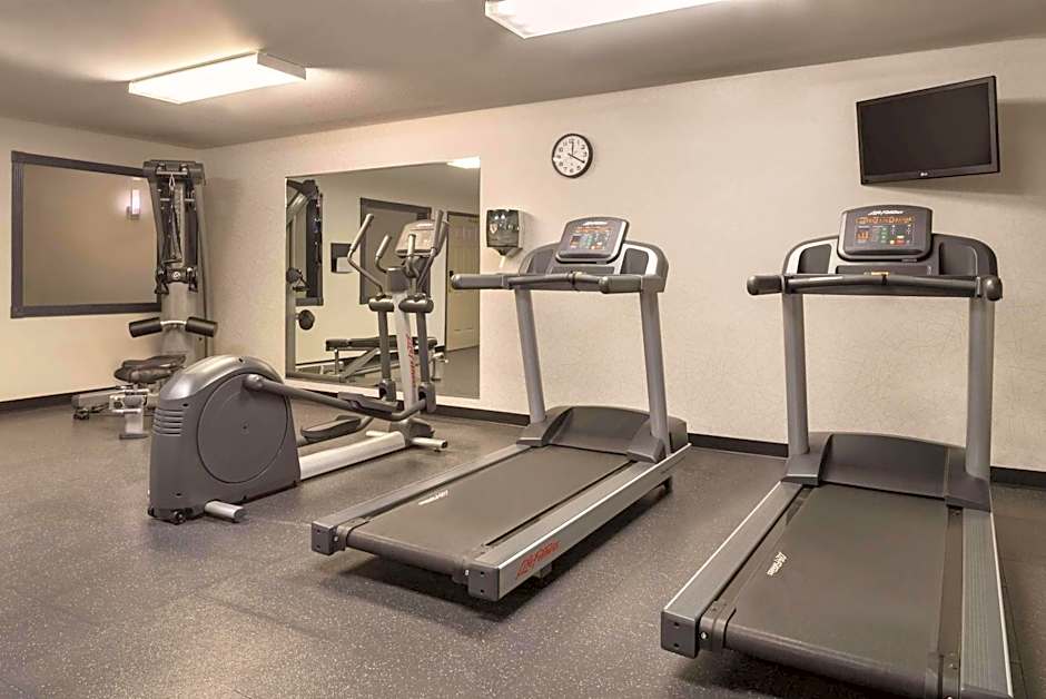 Country Inn & Suites by Radisson, Galena, IL