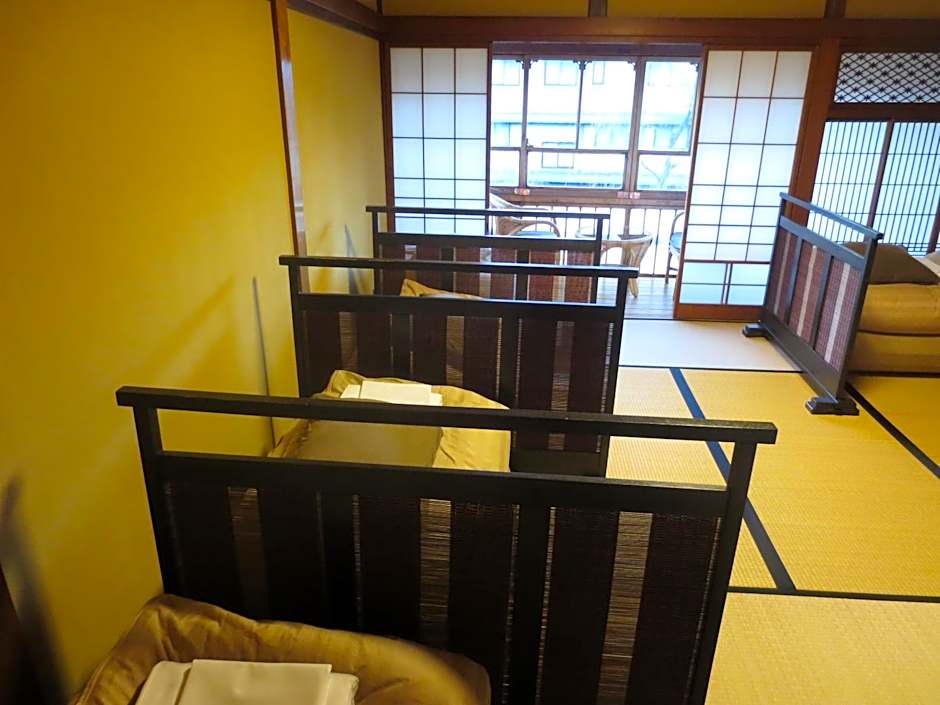 K's House Ito Onsen - Historical Ryokan Hostel