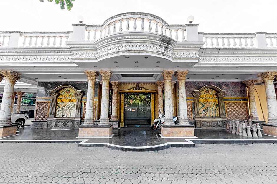 Hotel Temindung by OYO Rooms – Samarinda, TX