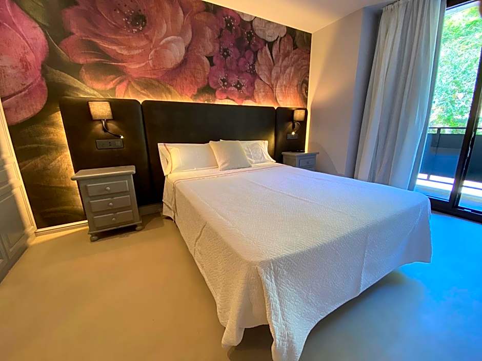 El Serrat De Tregura