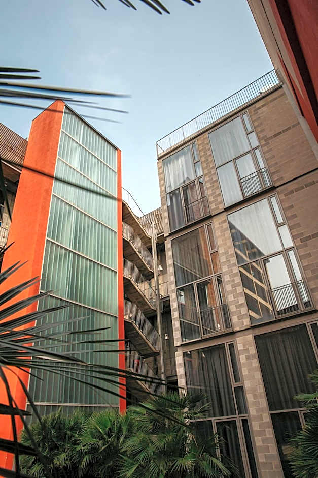 Barcelona Apartment Republica