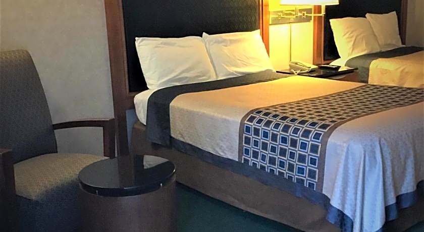 Rodeway Inn Findlay University Area