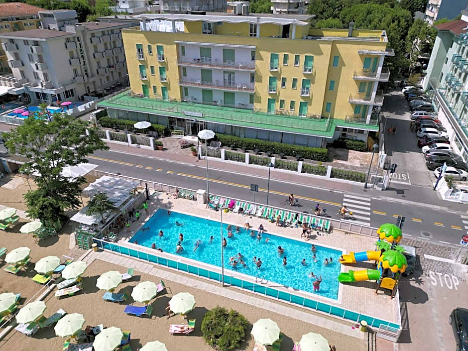 Hotel Holiday Park