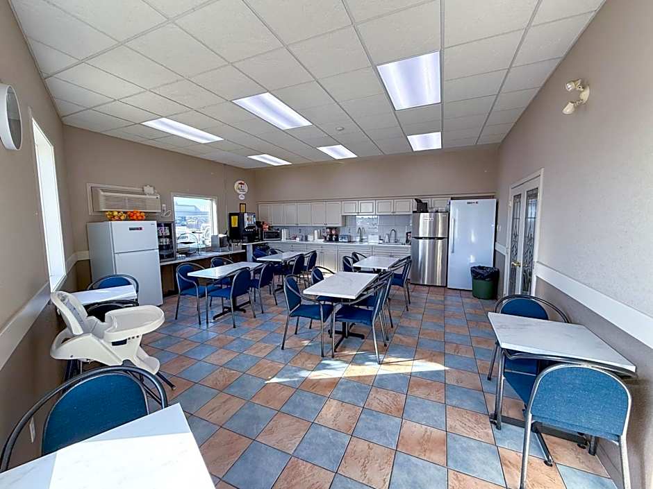 Super 8 by Wyndham Medicine Hat AB