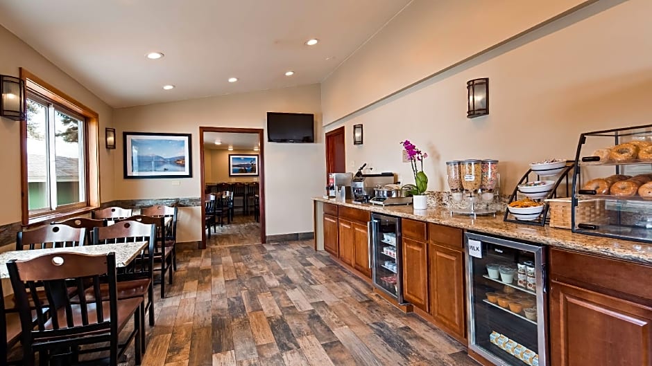 Best Western Ptarmigan Lodge