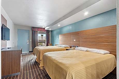 Double Queen Room - Non-Smoking