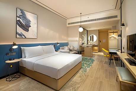 King Room - Mobility Accessible