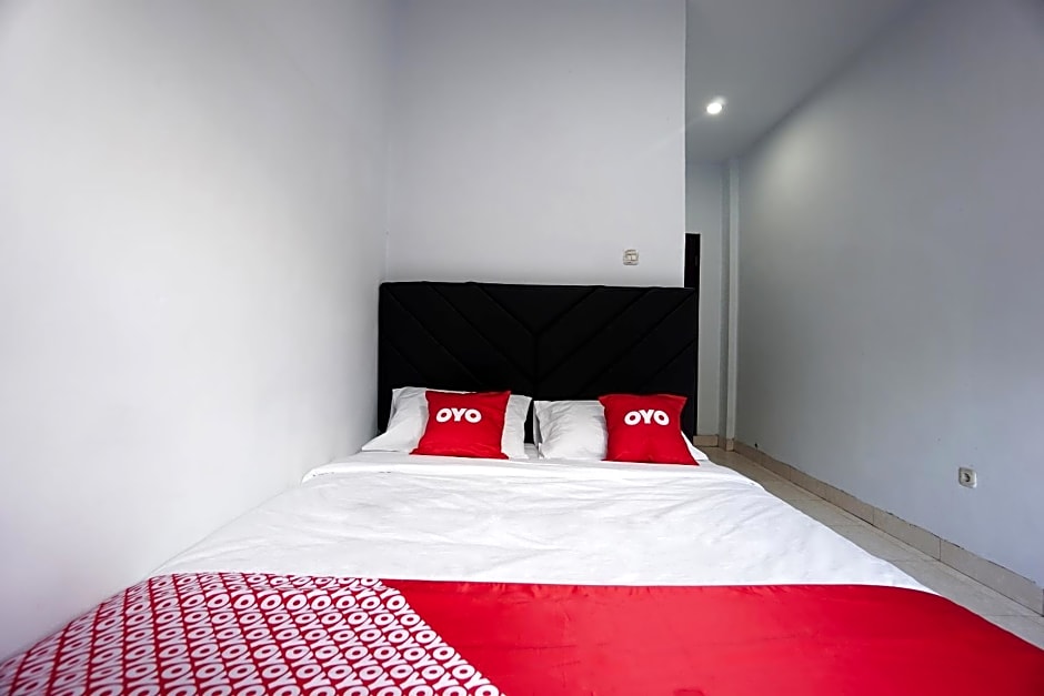 OYO 2566 Putri Kesia Rooms