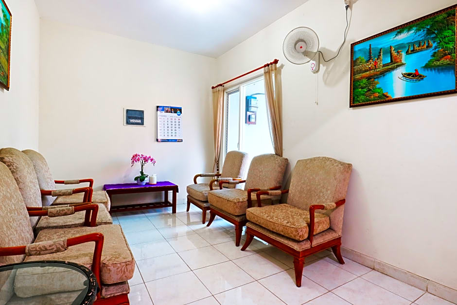 Casa Sidoluhur 17 by ZUZU