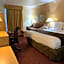 Red Carpet Inn & Suites Ebensburg
