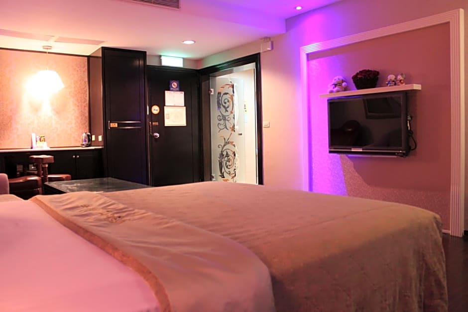 Beverly commercial motel