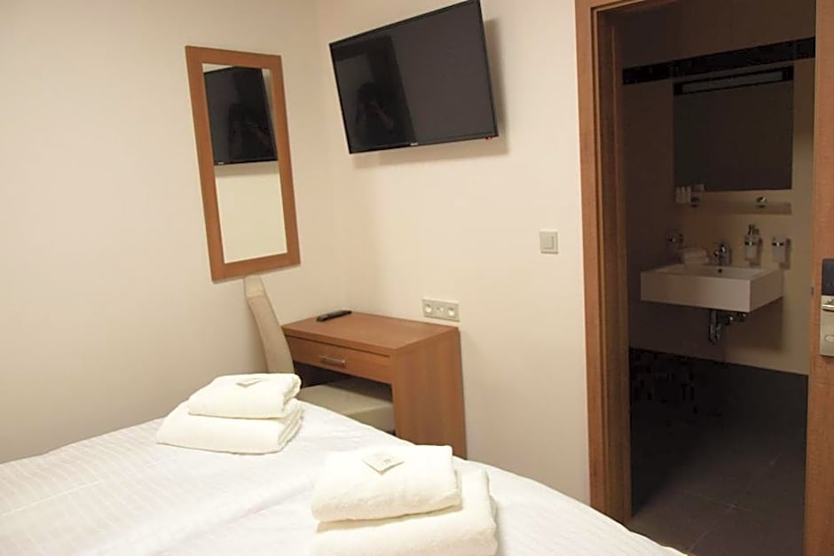 Hotel Prague Star