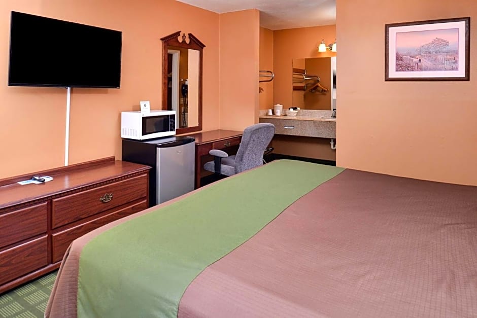 Americas Best Value Inn and Suites Siloam Springs