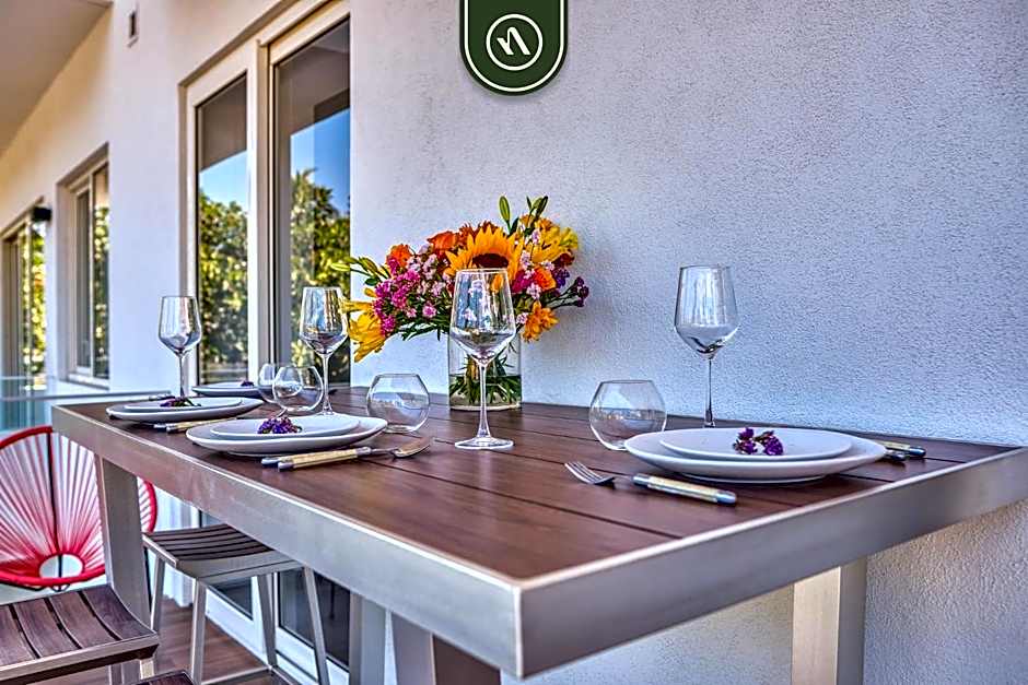 2BR Condo with Rooftop Pool - Private Terrace