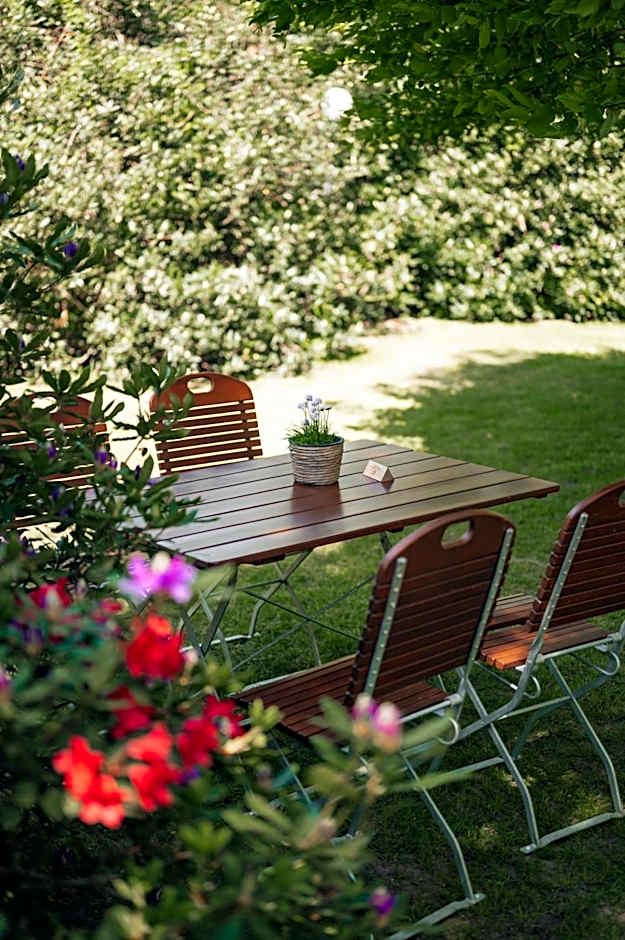 Landgasthof-Unter den Linden