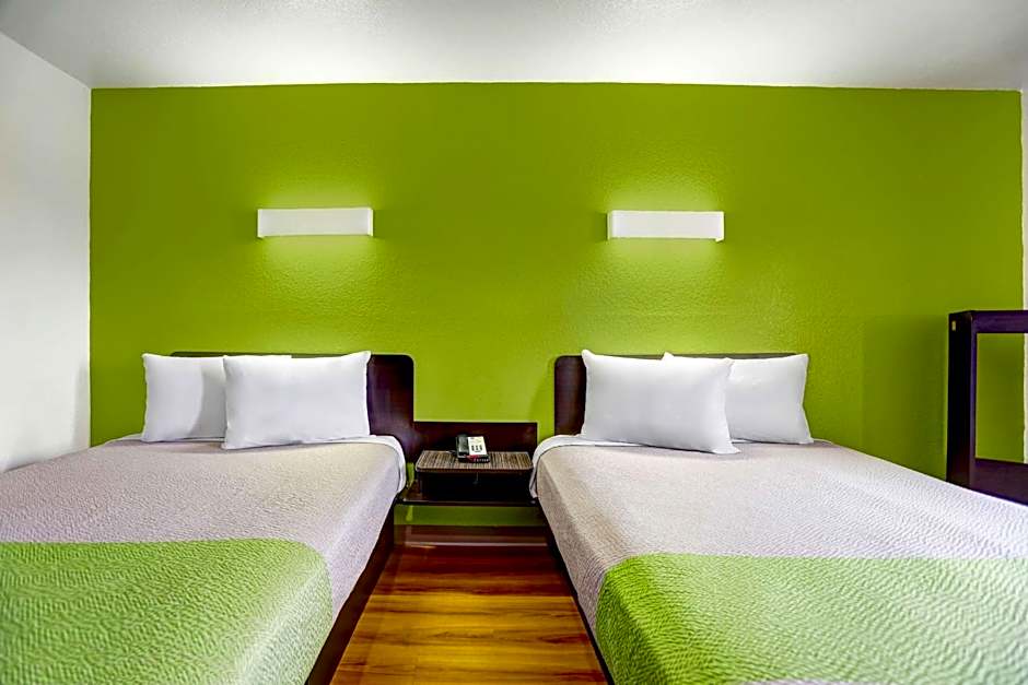 Motel 6-Moriarty, NM