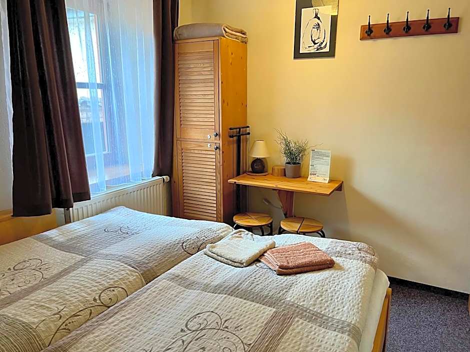 Photo 1 of 4 of Small Double Room