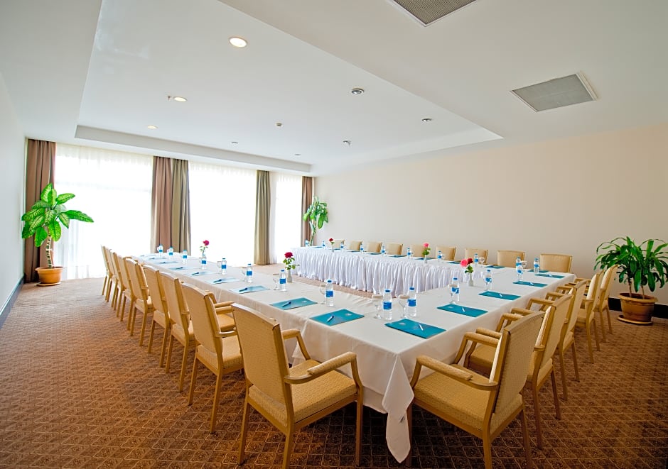 Sealife Buket Beach Hotel