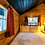Storm Mountain Lodge & Cabins