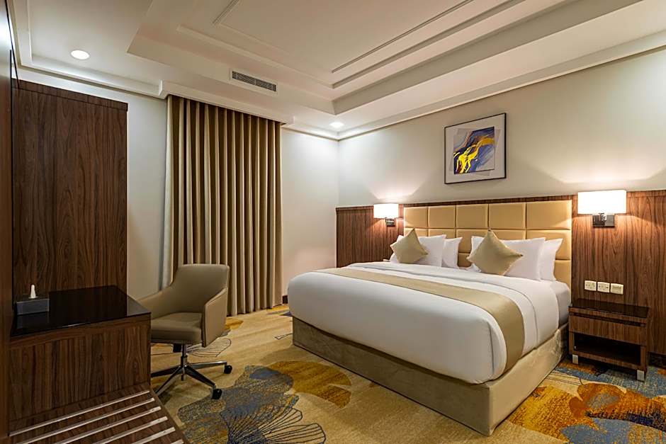 Yas Hotel Apartment – Riyadh, NY