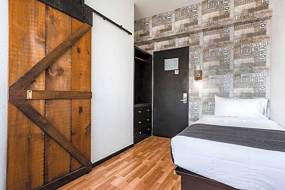 Hi Hotel Impala Queretaro