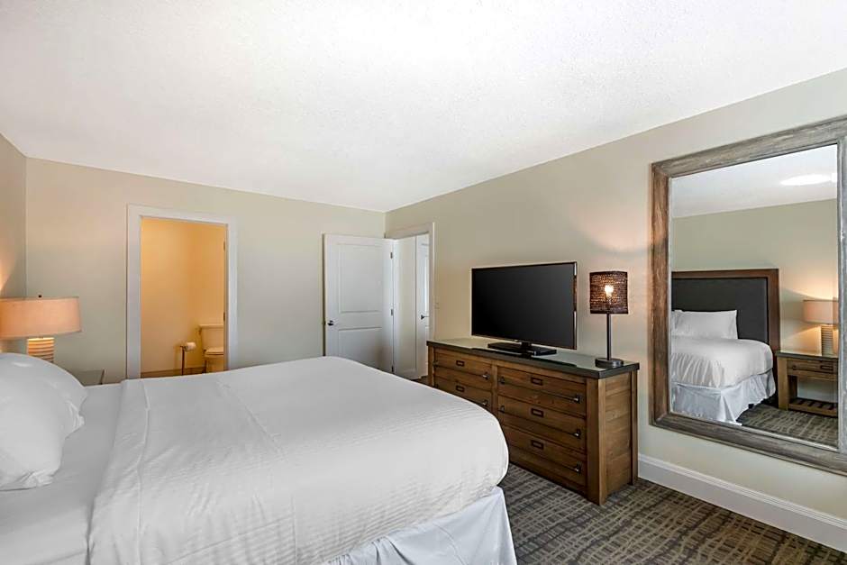 Best Western Plus University Park Inn & Suites