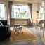 Houseboat apartment with water terrace, free parking, free bikes & fast wifi