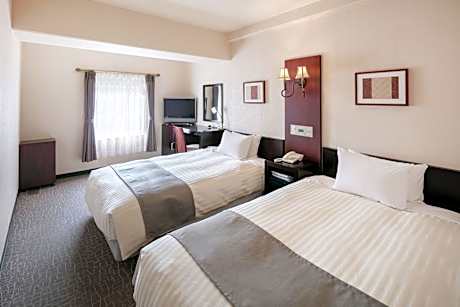 Twin Room - Non-Smoking