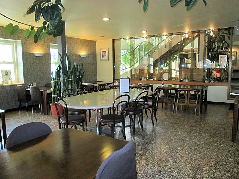 Hotel Parkway
