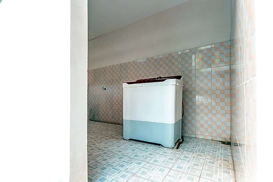 OYO Life 2335 Kos 89