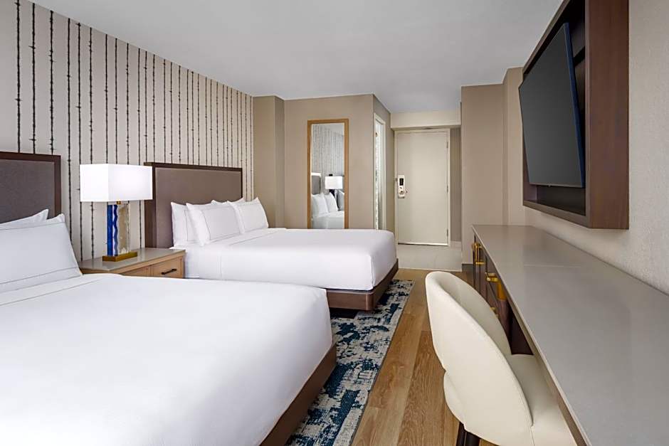 DoubleTree by Hilton Charlotte City Center