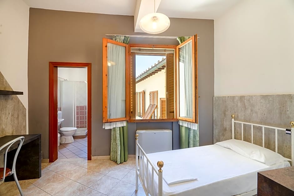 Hostel Archi Rossi