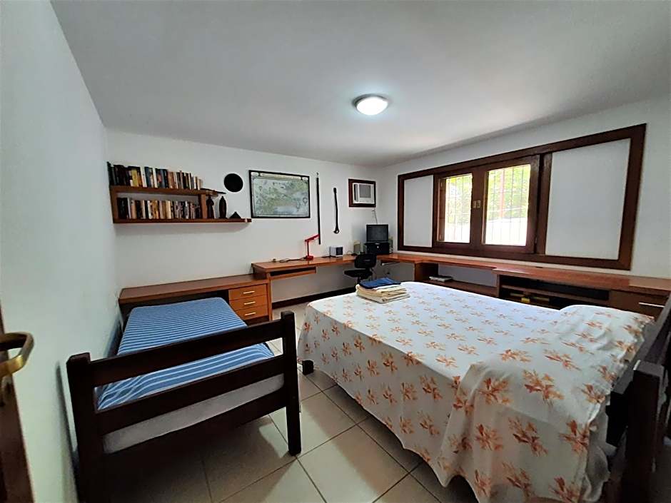 Casa e piscina privativa, vista para o mar em condomínio pé na areia