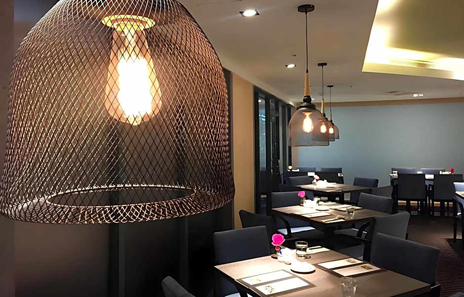 Pacific Business Hotel