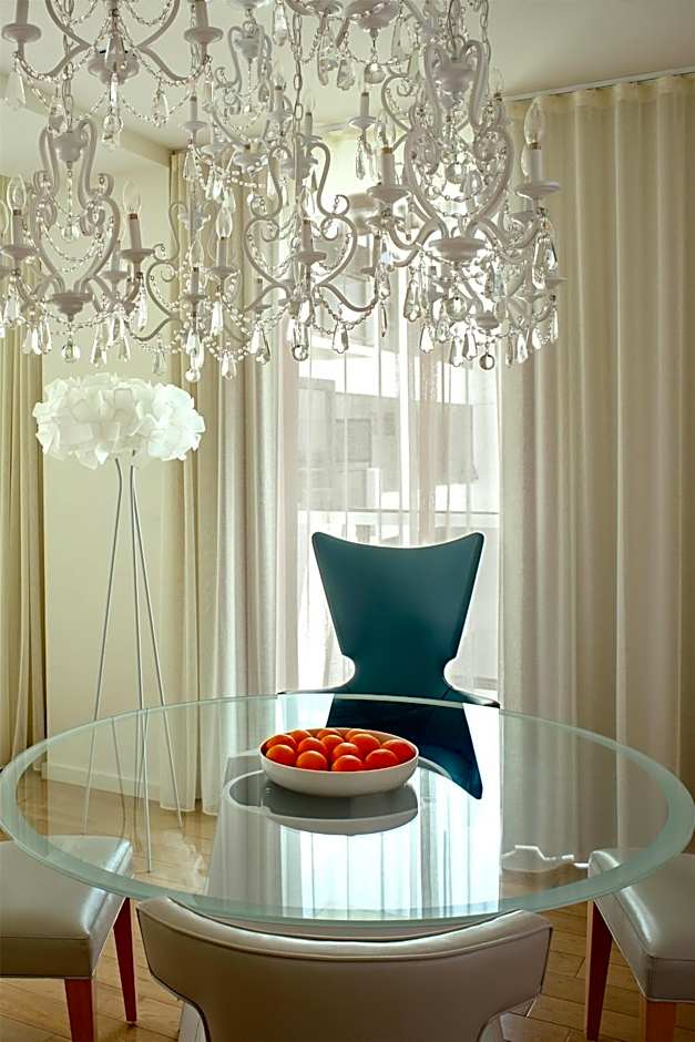 The Valorian Los Angeles, Curio Collection by Hilton