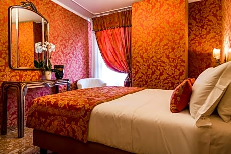 Classic Double or Twin Room with View