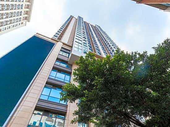 Yulou Jindian Apartment (Guangzhou Folk Finance Haizhu Square Subway Station Branch)
